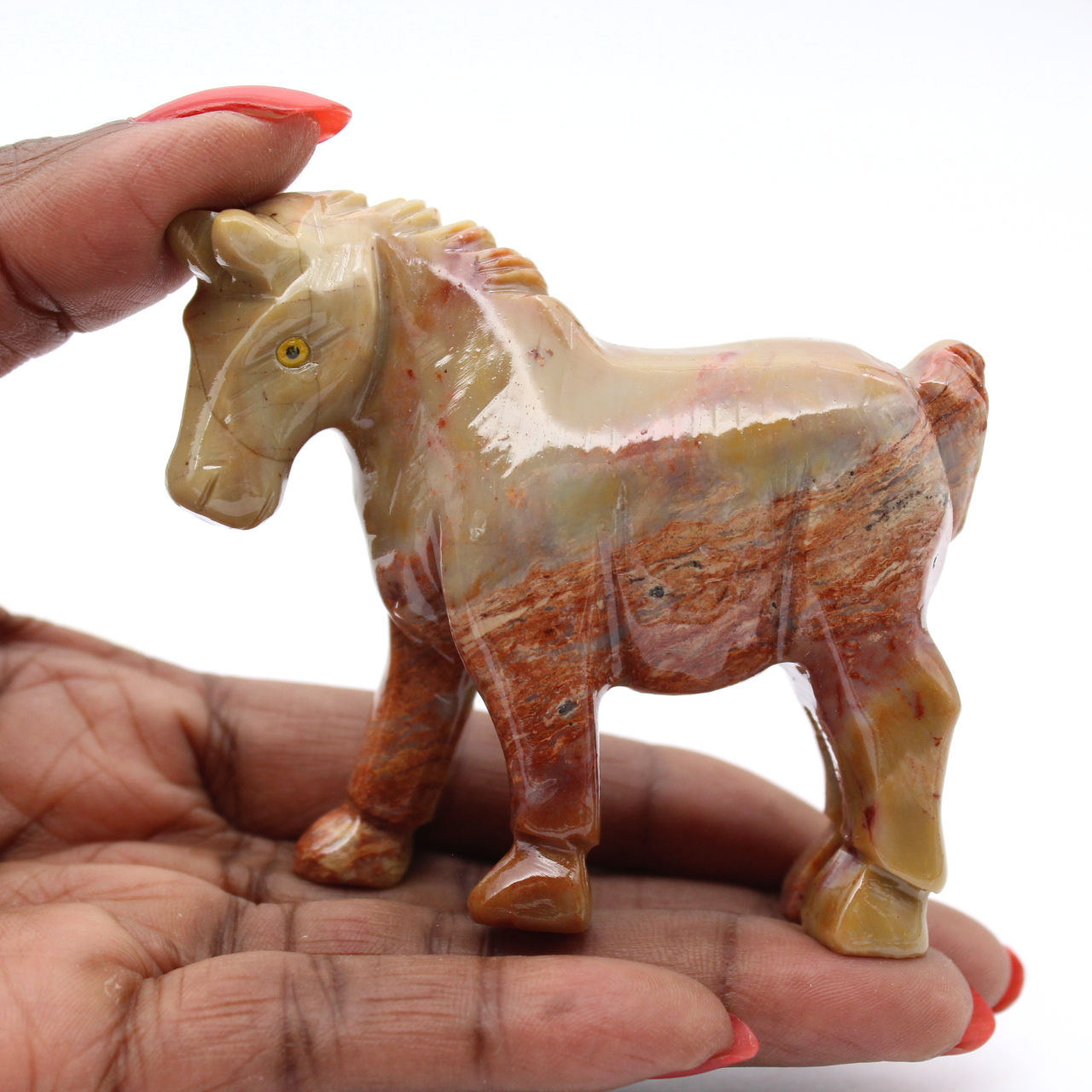 Cheval en pierre de stéatite sculptée de Bolivie